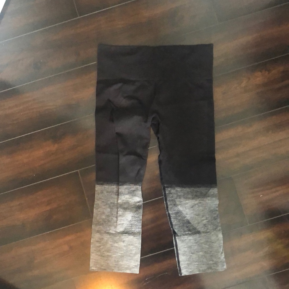 LuLuLemon Crop Ombré Leggings